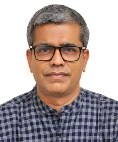 Sh. Pradeep Bagchi, Senior Editor